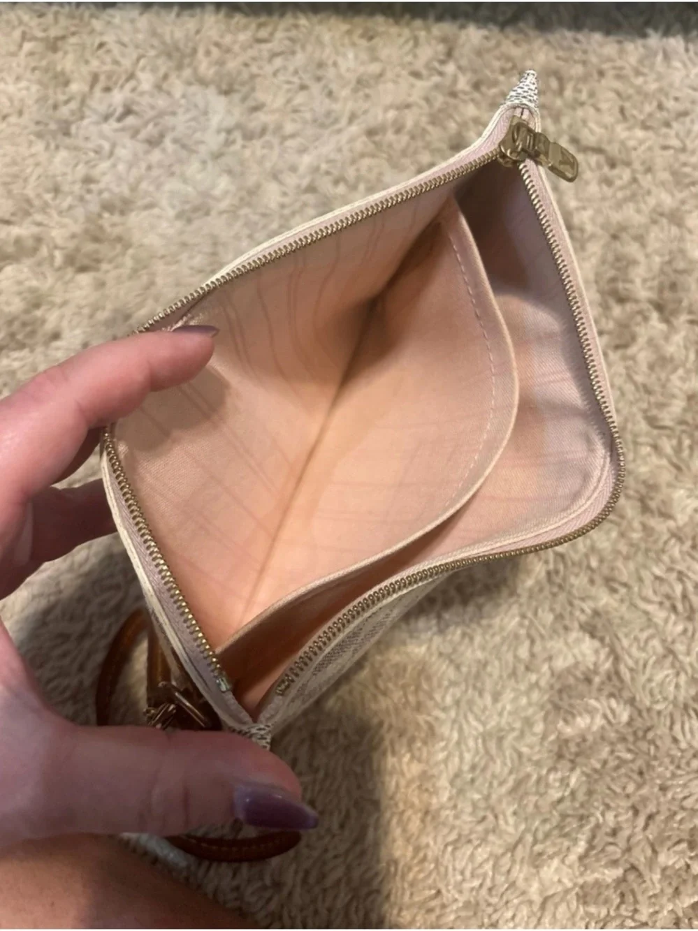 Louis Vuitton Pouchette - Picture 5 of 8